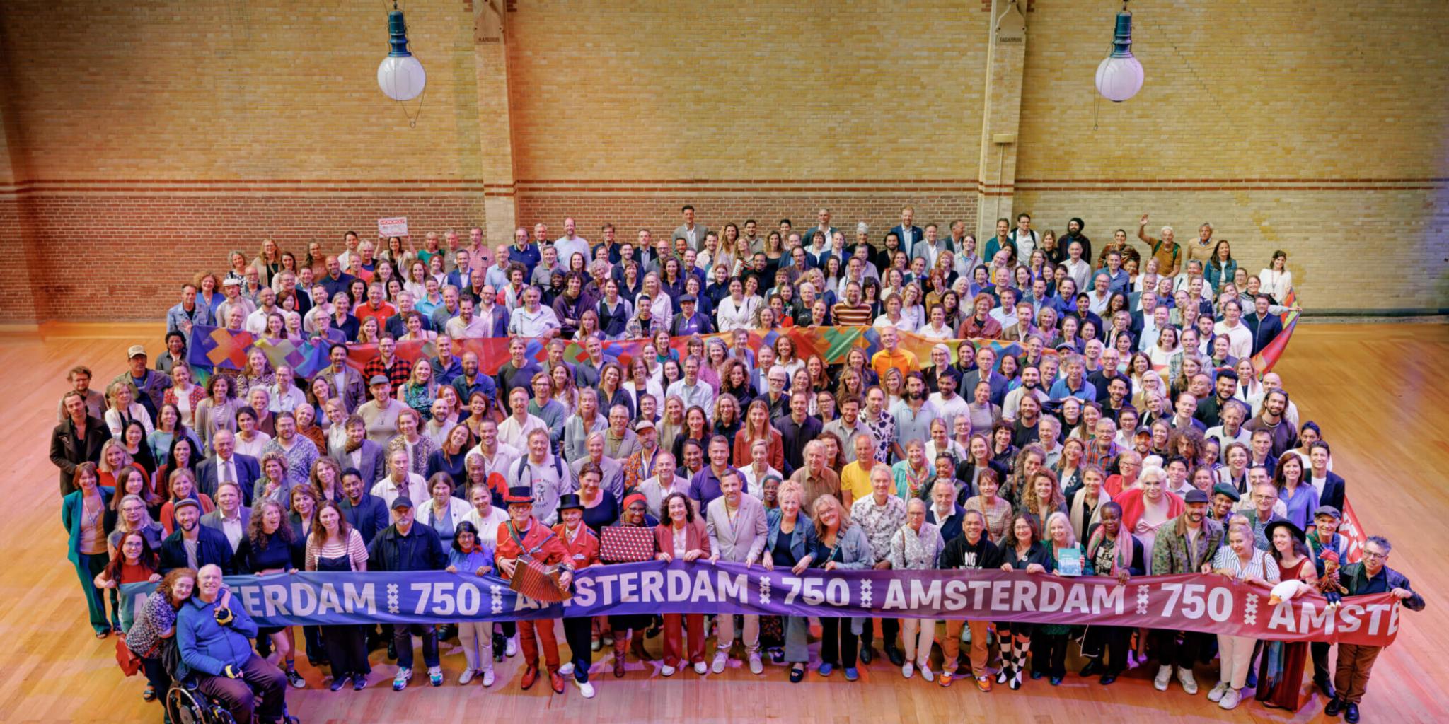 amsterdam750.jpg