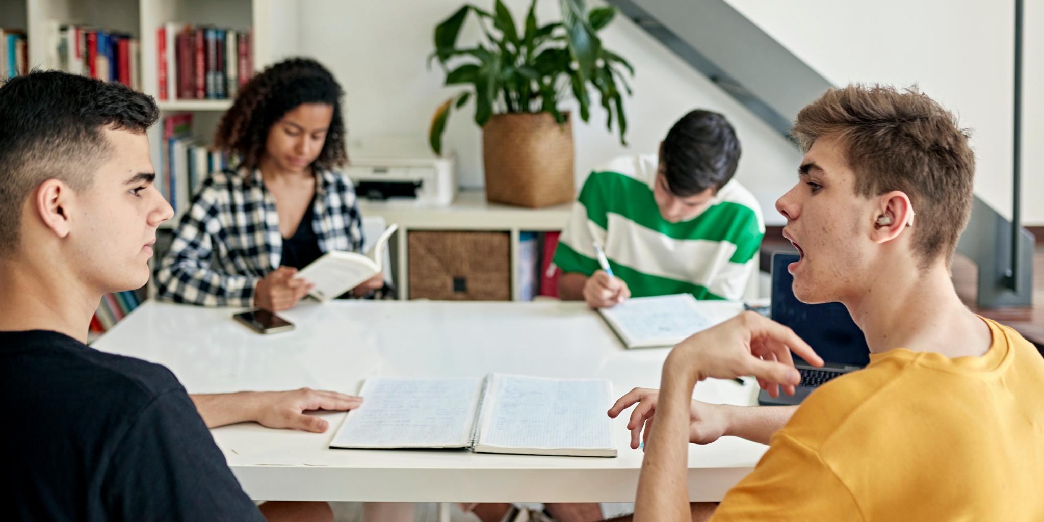 jongeren-thuis-studeren-bb